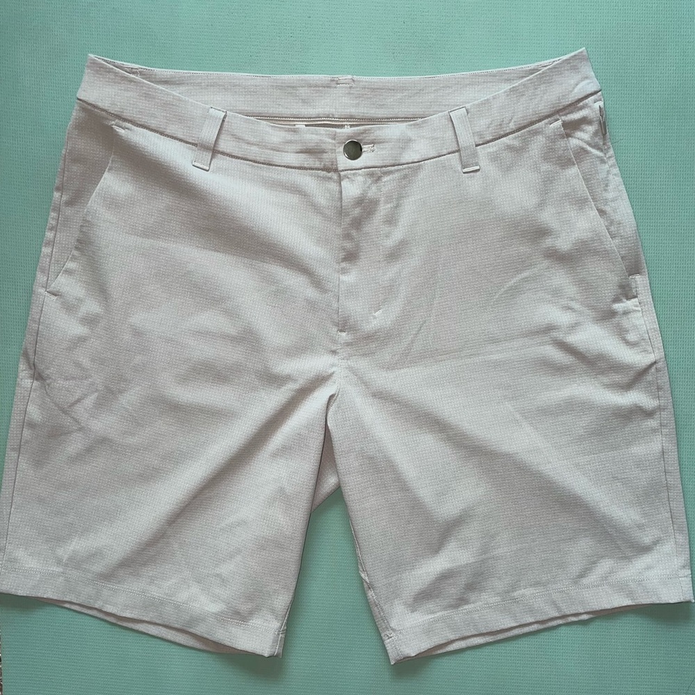 Lululemon Commission 9” Shorts